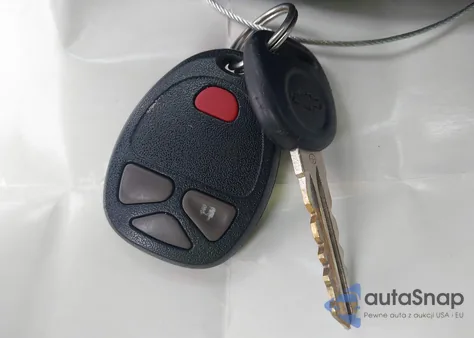 2011 Chevrolet Tahoe Lt z USA, uszkodzony, nr VIN 1GNSCBE02BR283429